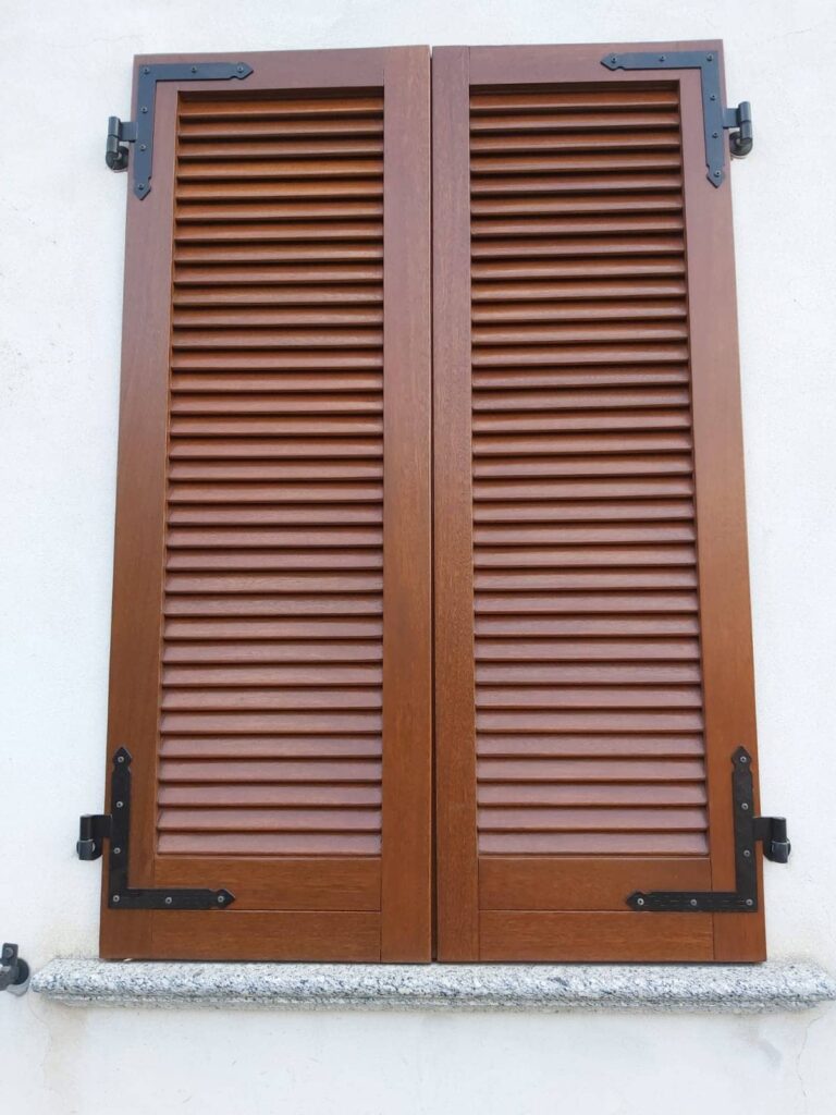 persiana legno - rinnovata
